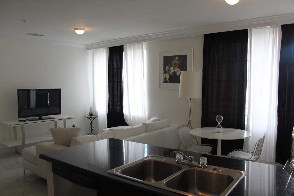 First Sofi Apartment Miami Beach Luaran gambar